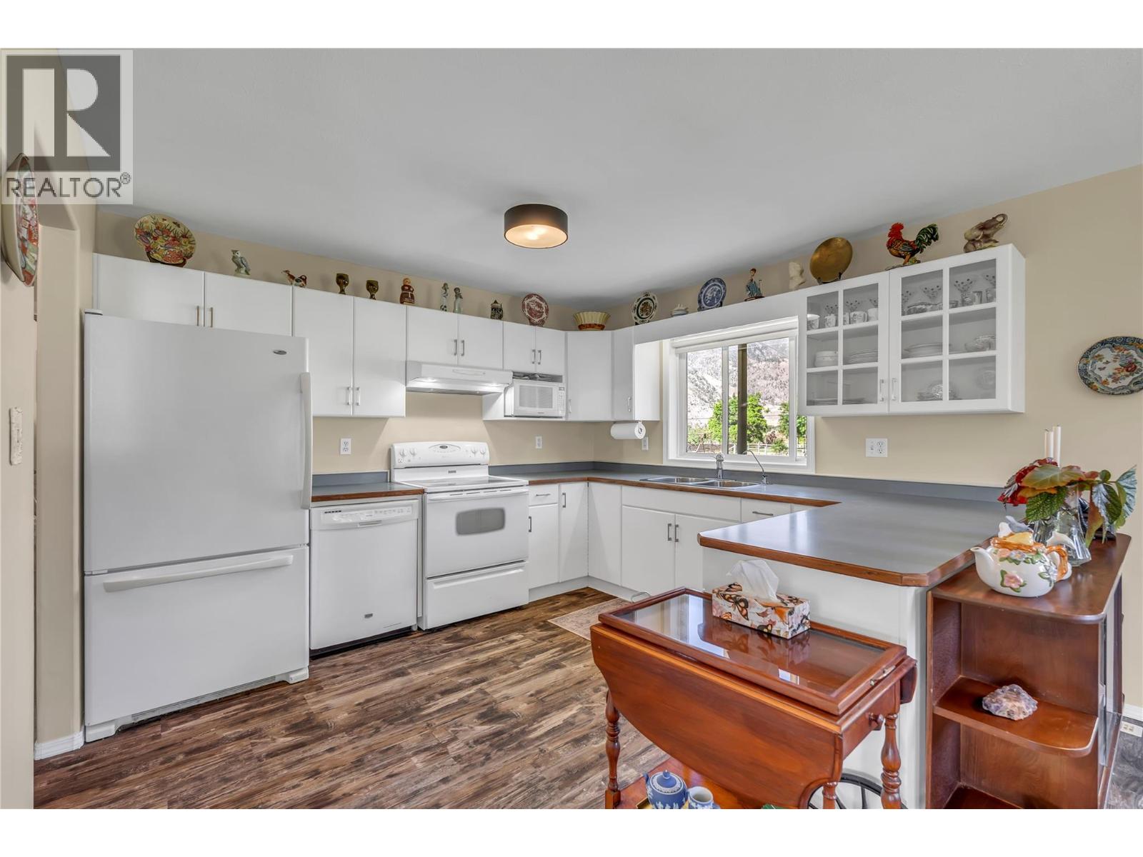 #1 522 Vansanten Road - 10