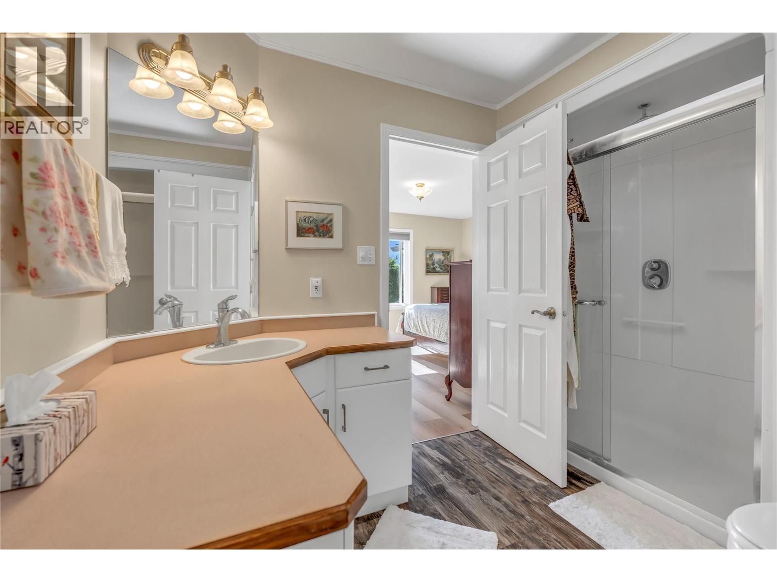 #1 522 Vansanten Road - 17