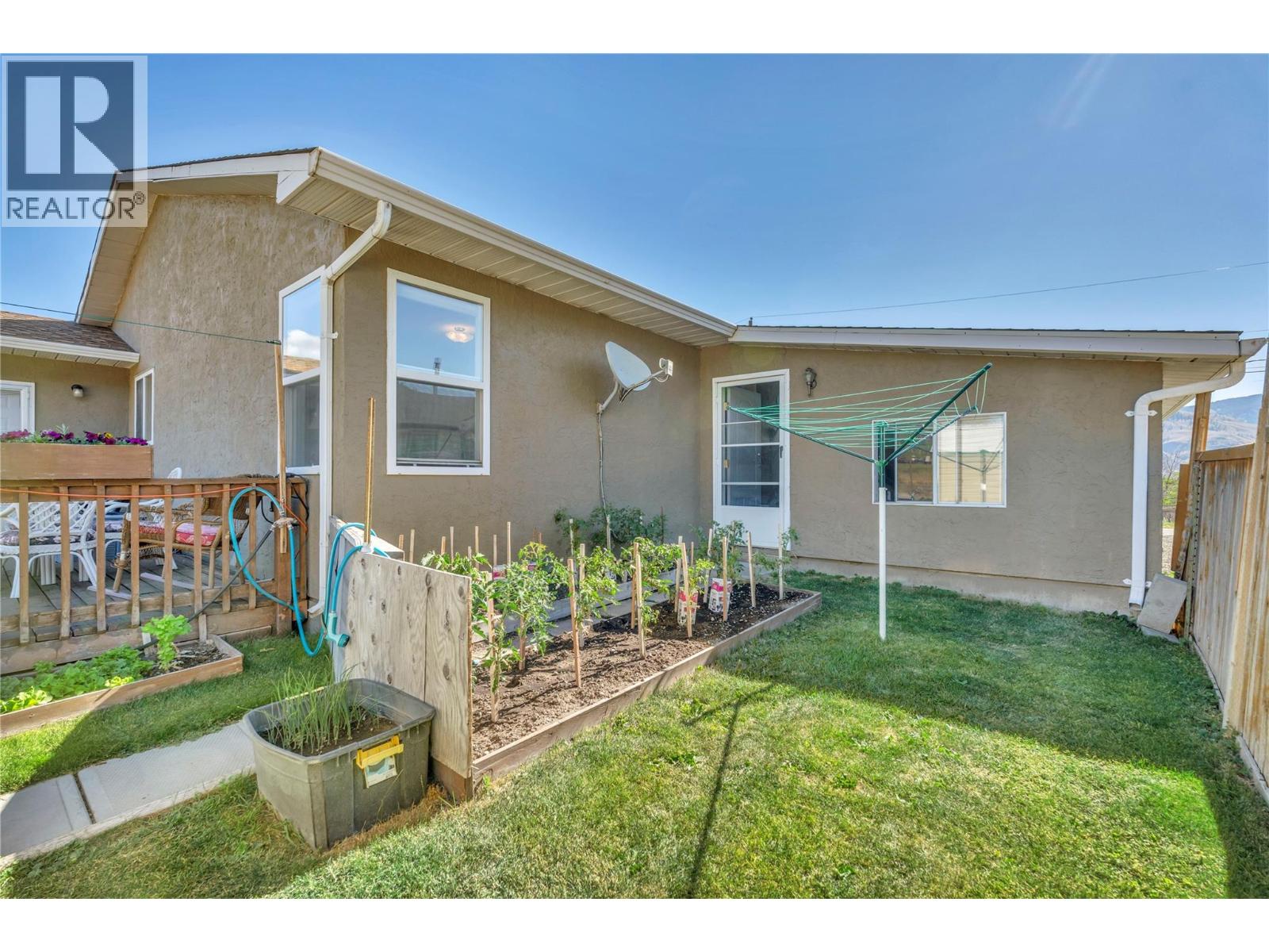 #1 522 Vansanten Road - 2