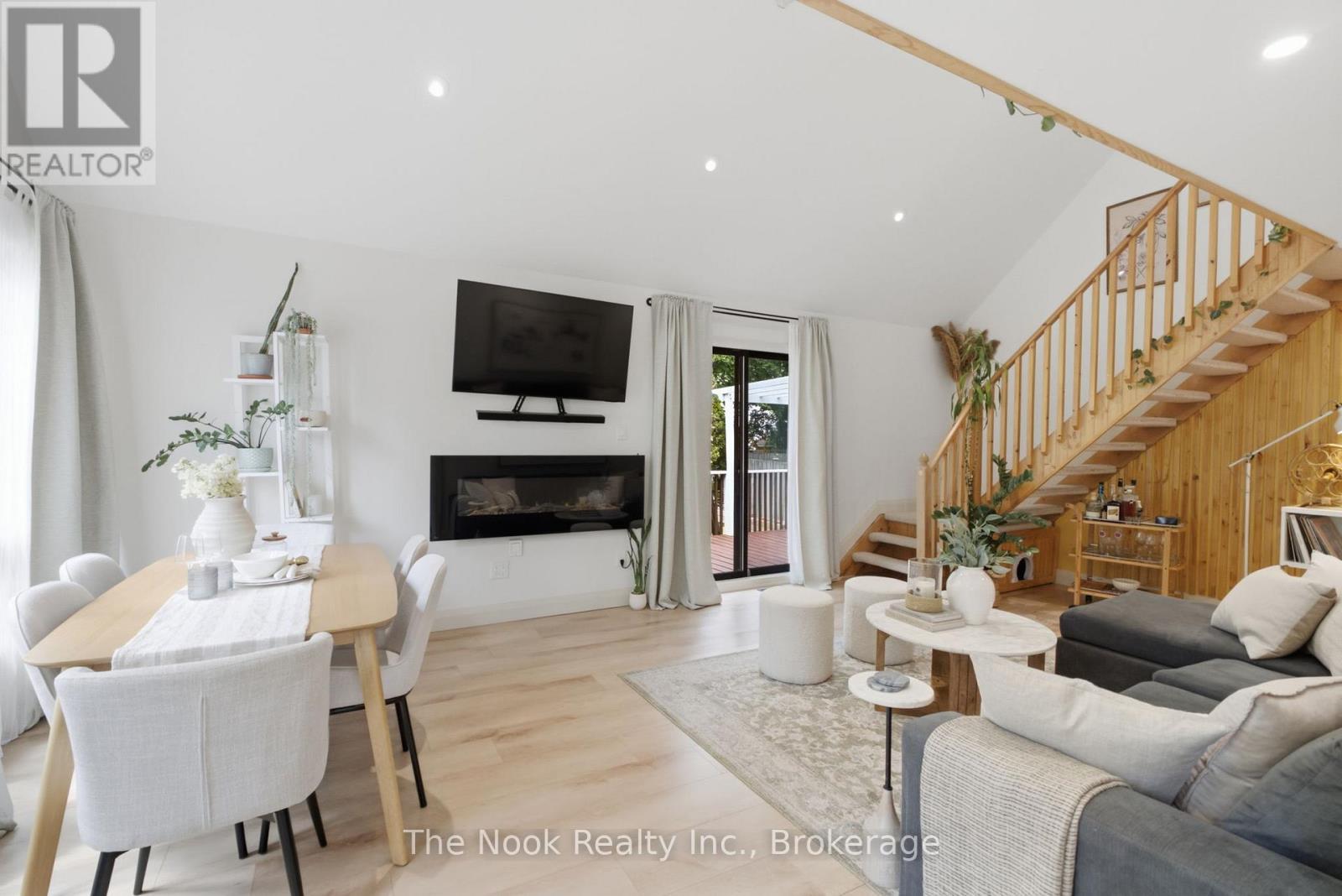 30 LAKEVIEW AVENUE - Image 18