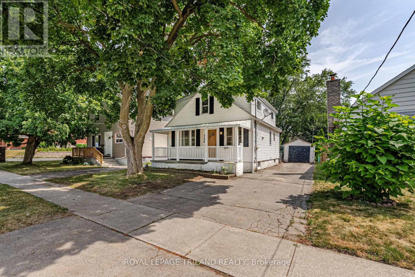 796 FLEET STREET - Image 2