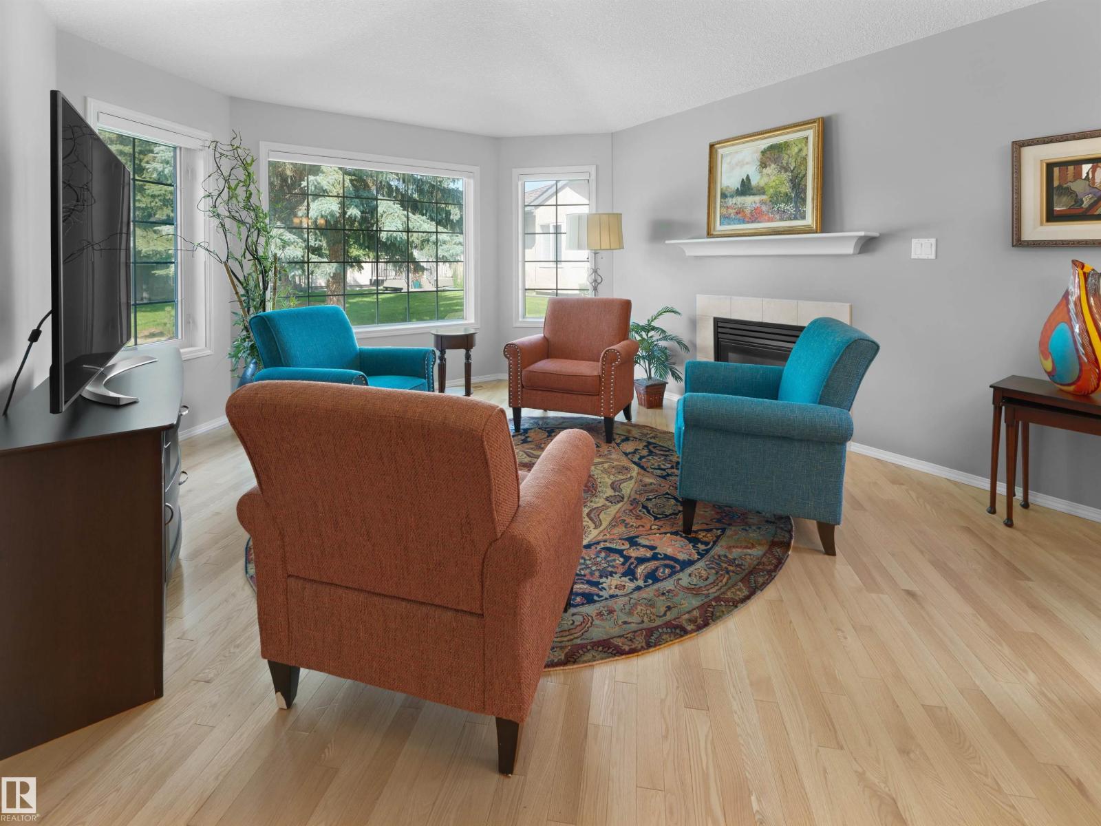 #124 215 BLACKBURN DR E SW - Image 5