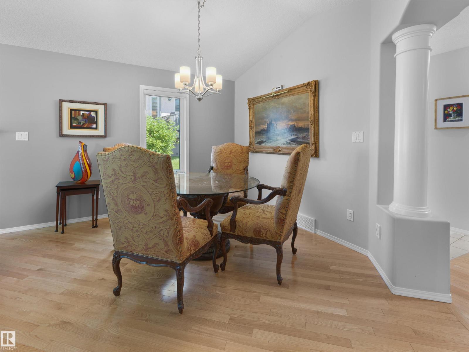 #124 215 BLACKBURN DR E SW - 4