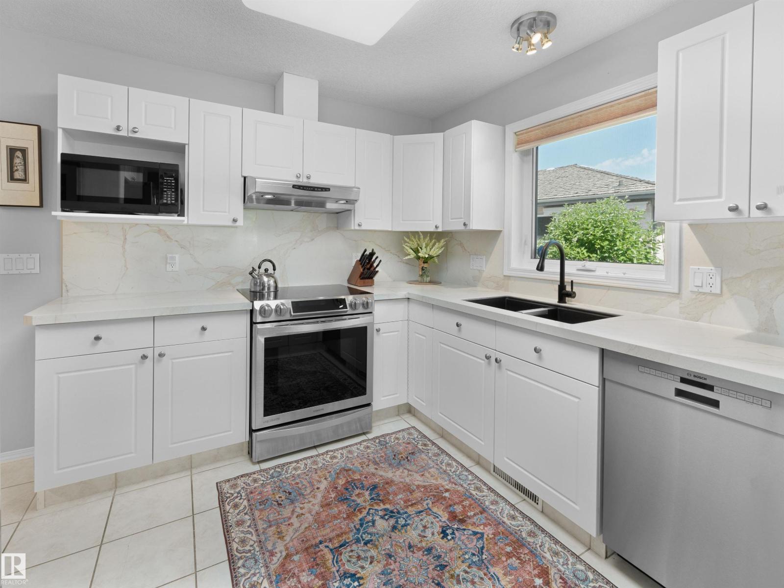 #124 215 BLACKBURN DR E SW - 7