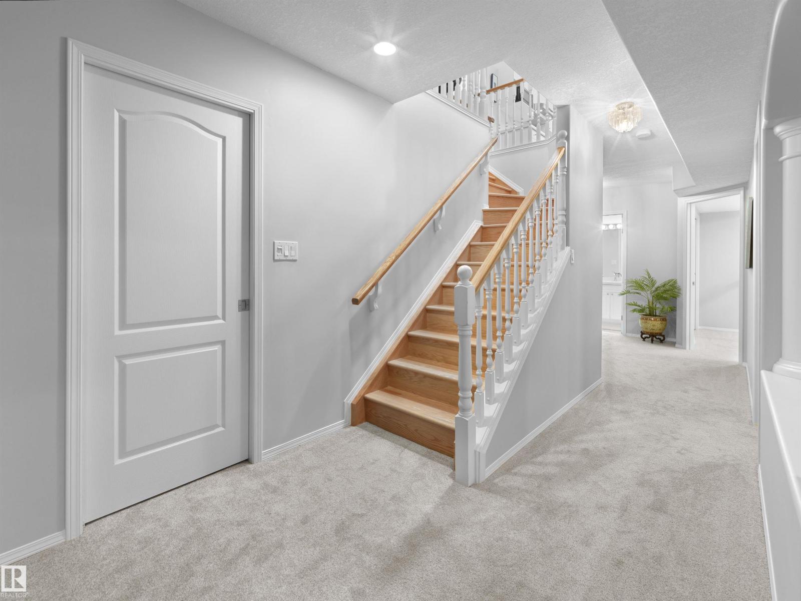 #124 215 BLACKBURN DR E SW - 20