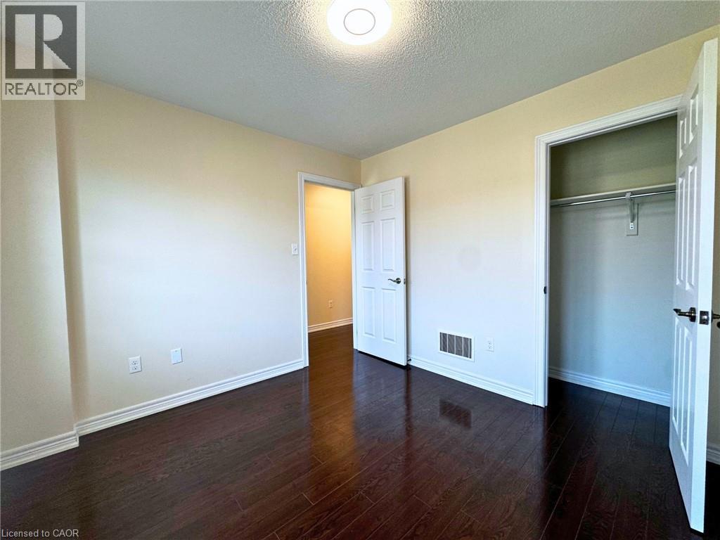 11 KEITH Crescent - 15