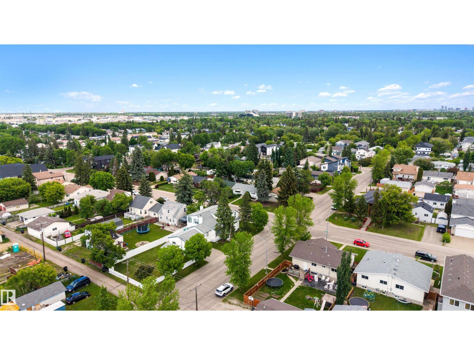 15310 108 AV NW - 60