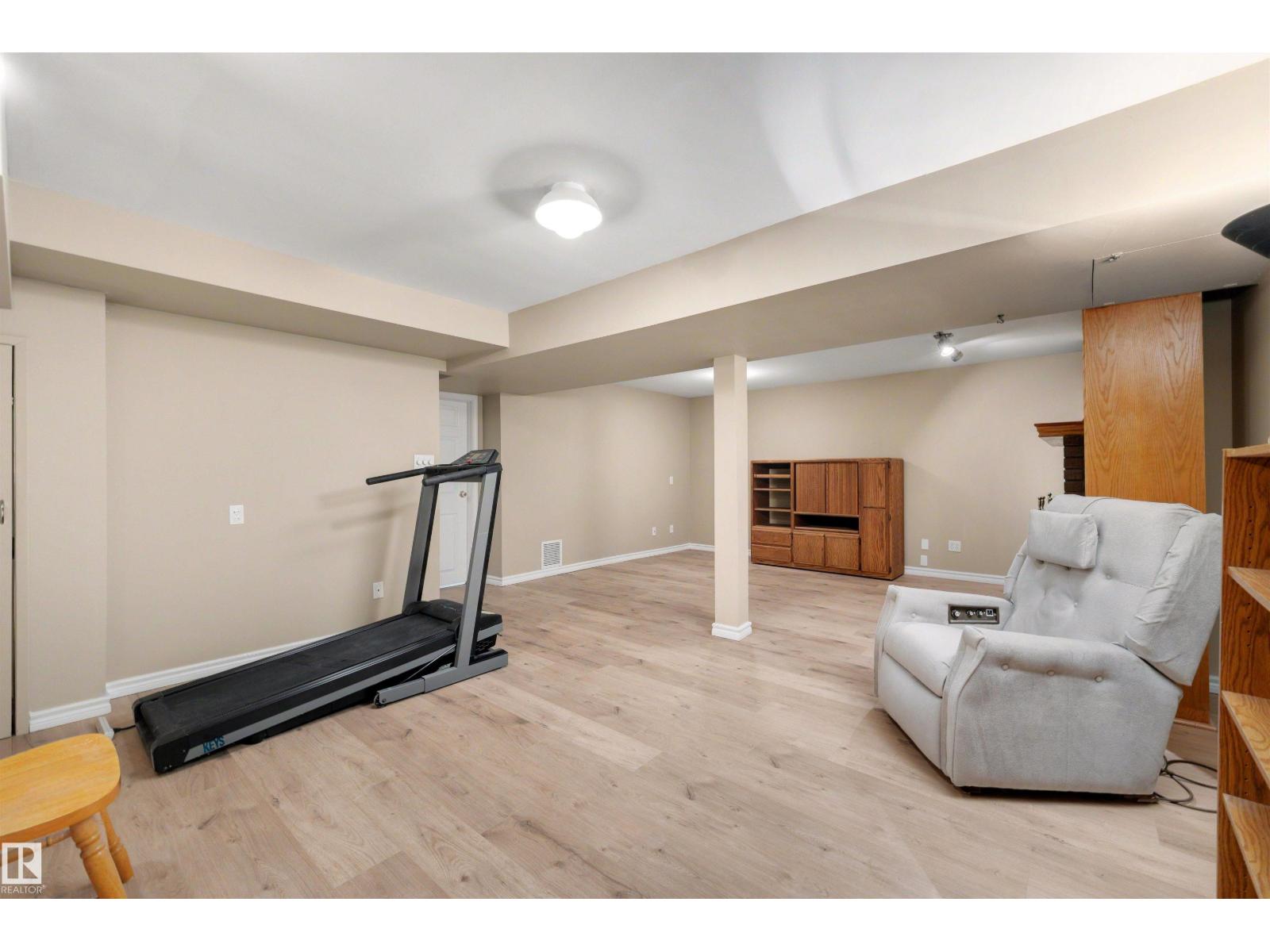 15310 108 AV NW - 46