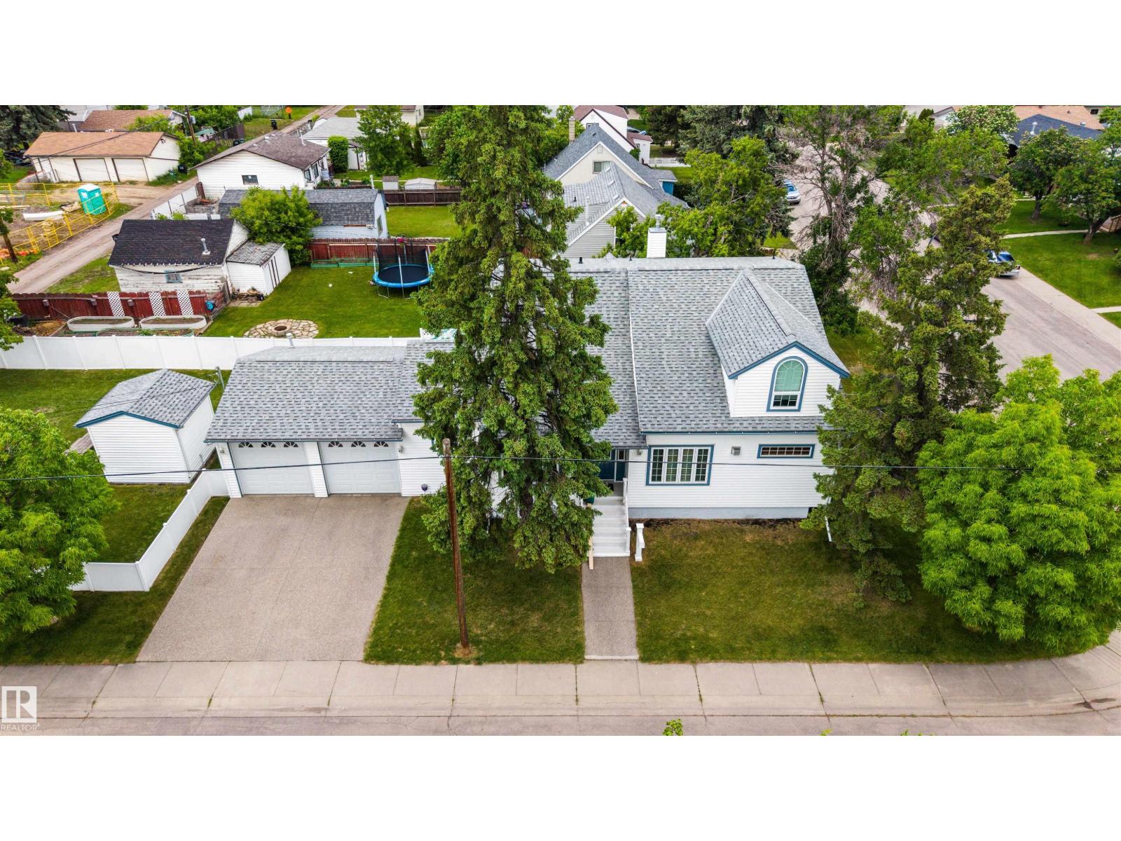 15310 108 AV NW - 6