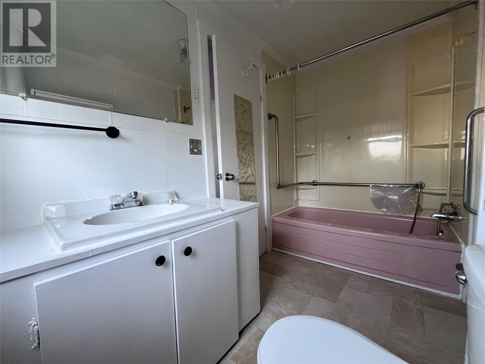 8 Brookfield Road - Image 12