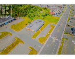 680-686 Topsail Road thumbnail 15
