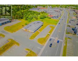 680-686 Topsail Road thumbnail 16