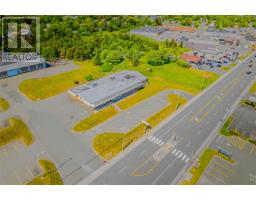 680-686 Topsail Road thumbnail 17