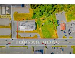 680-686 Topsail Road thumbnail 2