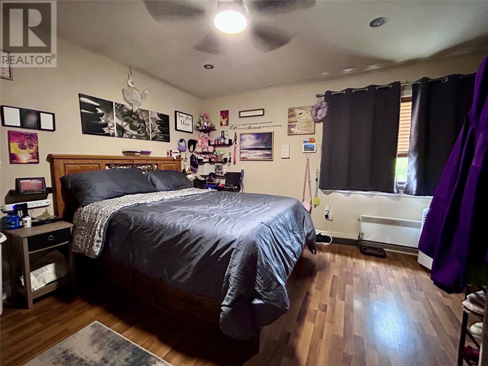 14 Riverhead Road - 10