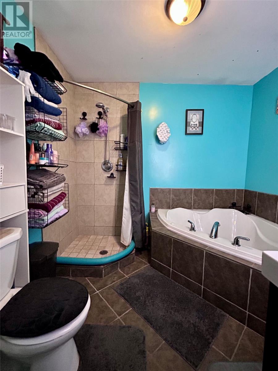14 Riverhead Road - 11