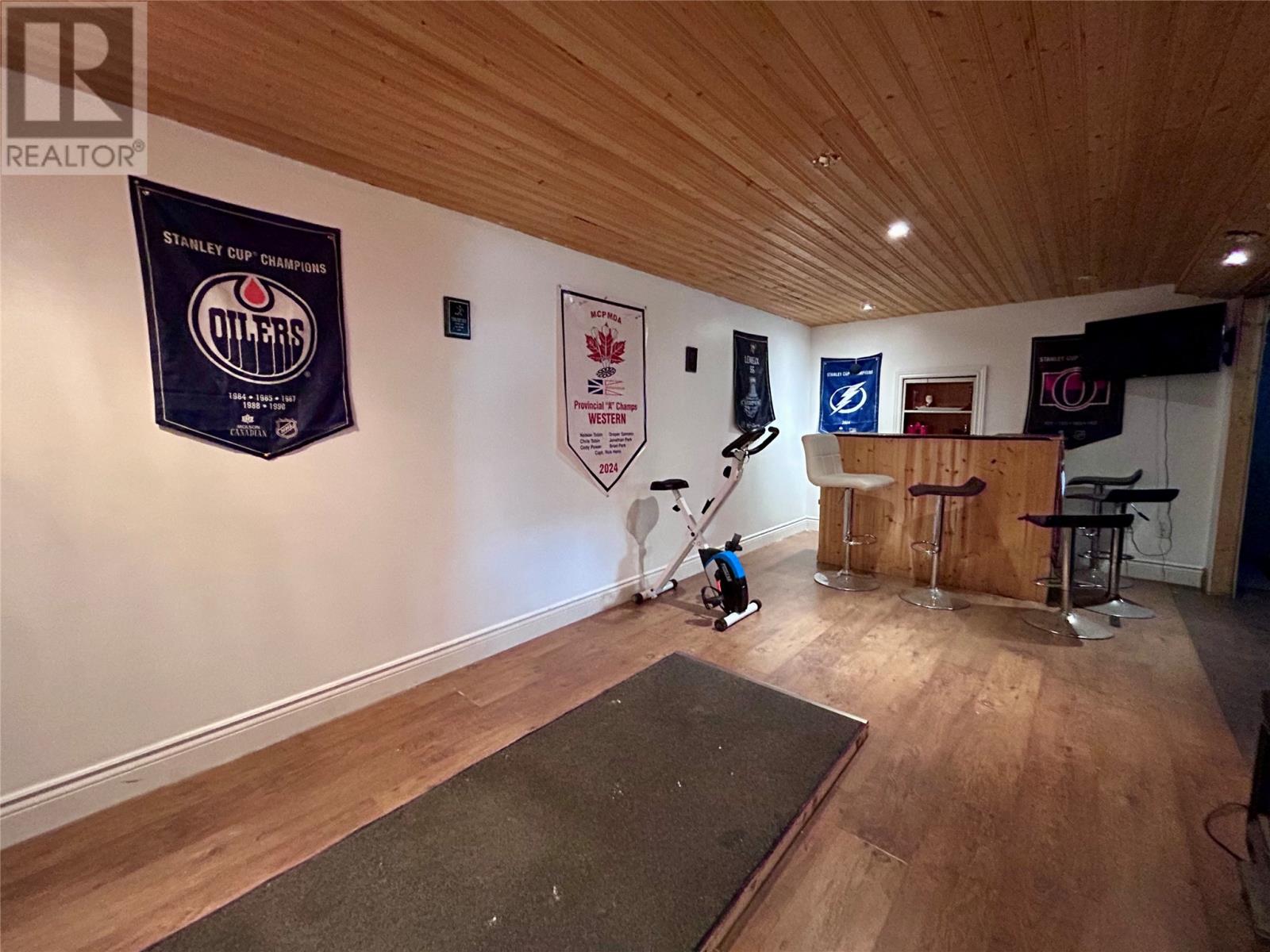 14 Riverhead Road - 17