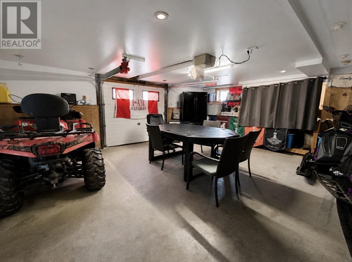 14 Riverhead Road - 18