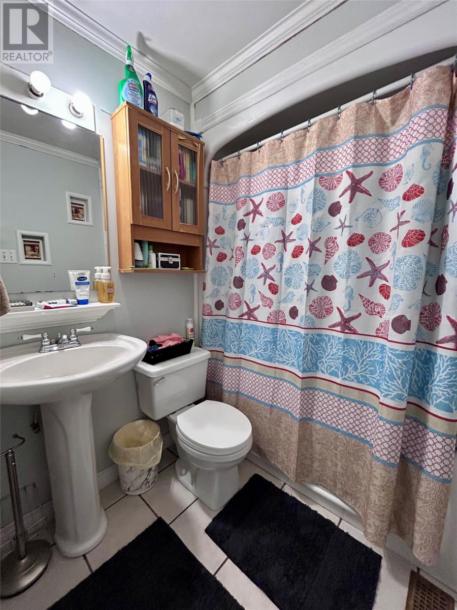 14 Riverhead Road - 8