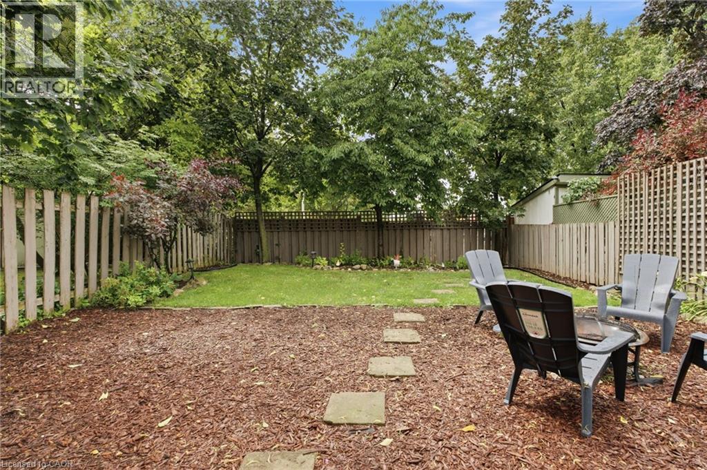 2367 MONTGOMERY Drive - 32