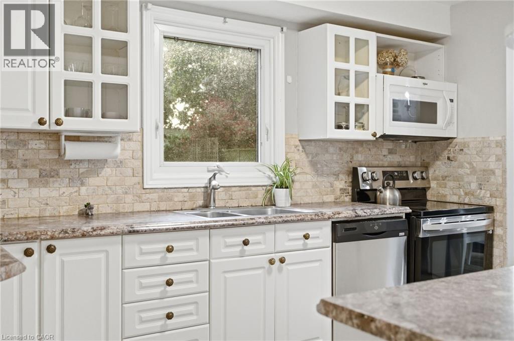 2367 MONTGOMERY Drive - 12