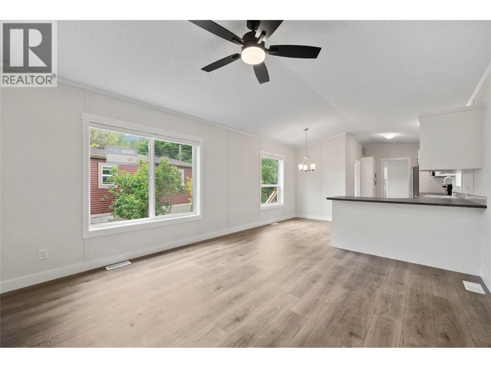 5161 63 Avenue NE Unit# 13, Salmon Arm