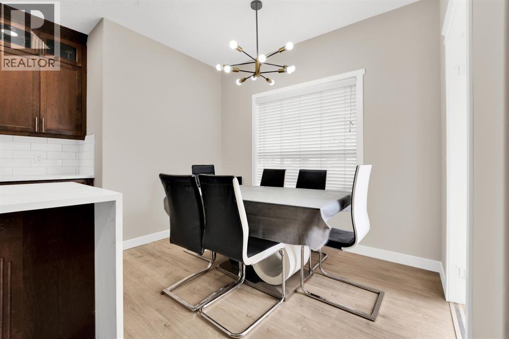 360 Saddlemont Boulevard NE - 14