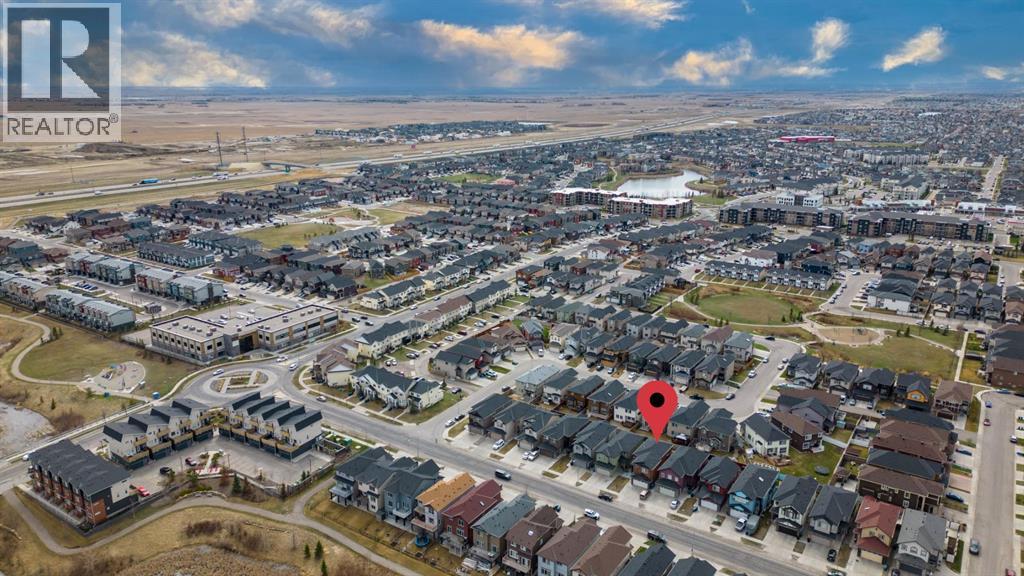 360 Saddlemont Boulevard NE - 3