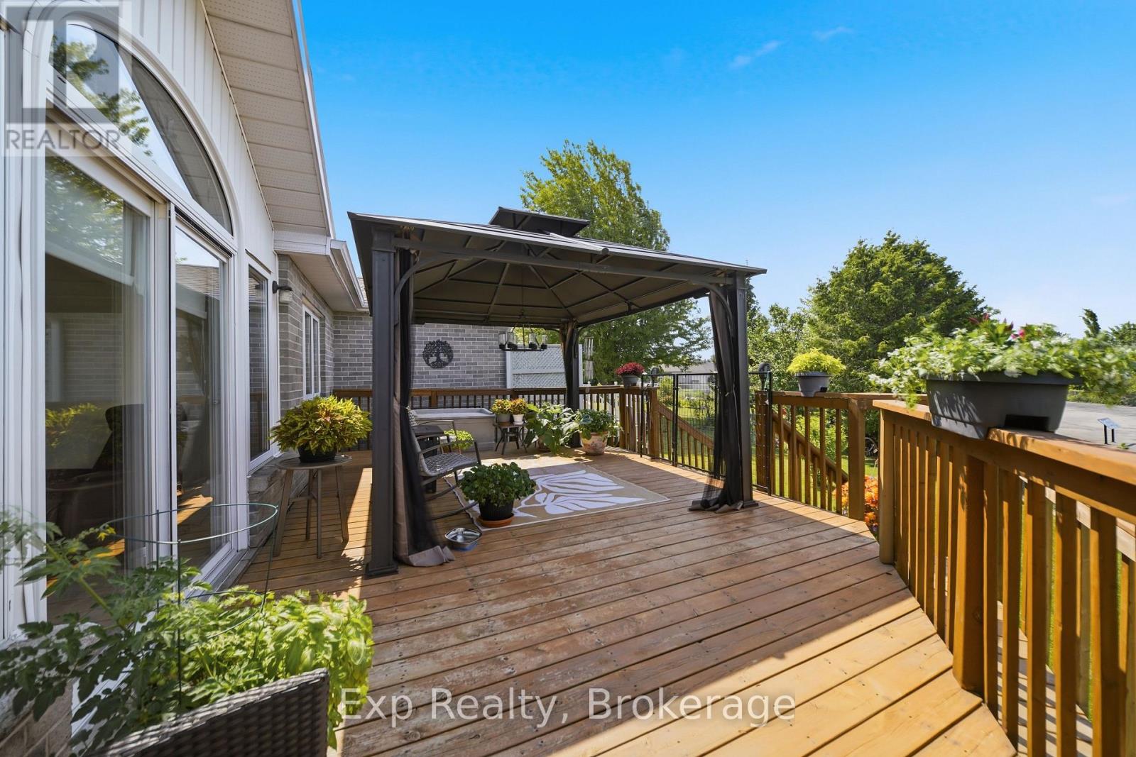 704 MILLWOOD DRIVE - 32