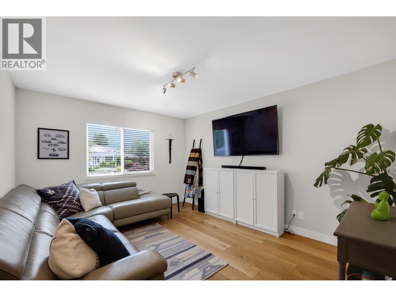 41318 KINGSWOOD ROAD, Squamish — photo 3