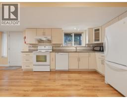 3183 Beacon Drive, Coquitlam, BC V3C3W7 Photo 17