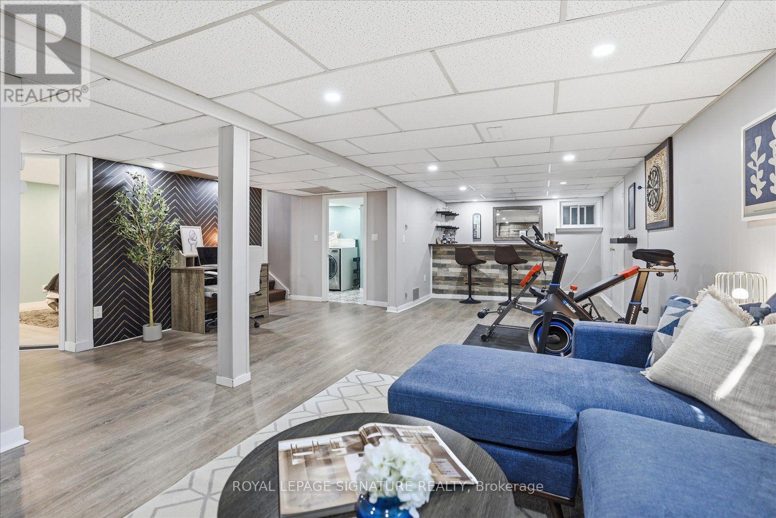 24 LATHAM AVENUE - Image 26