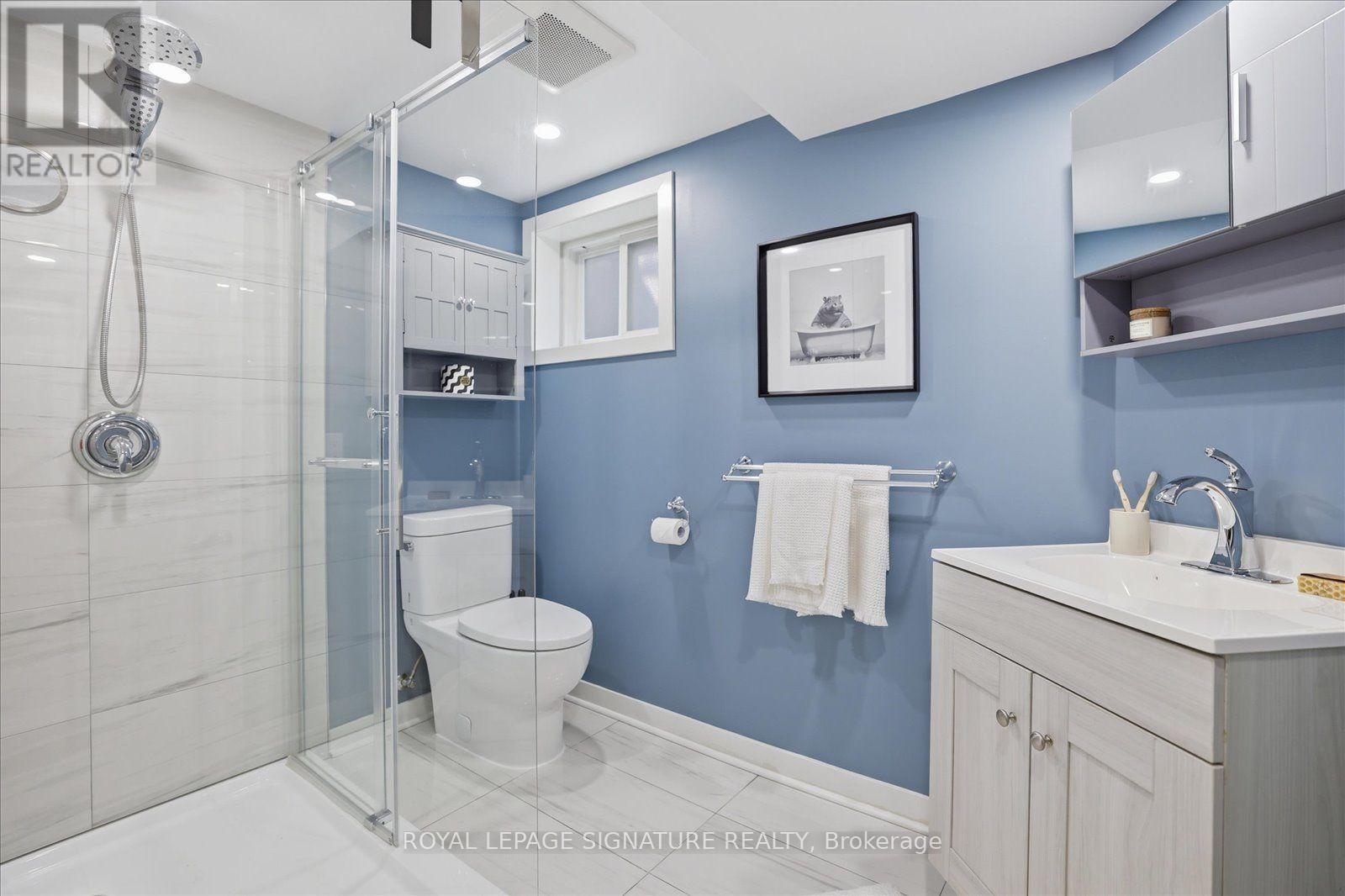 24 LATHAM AVENUE - 29