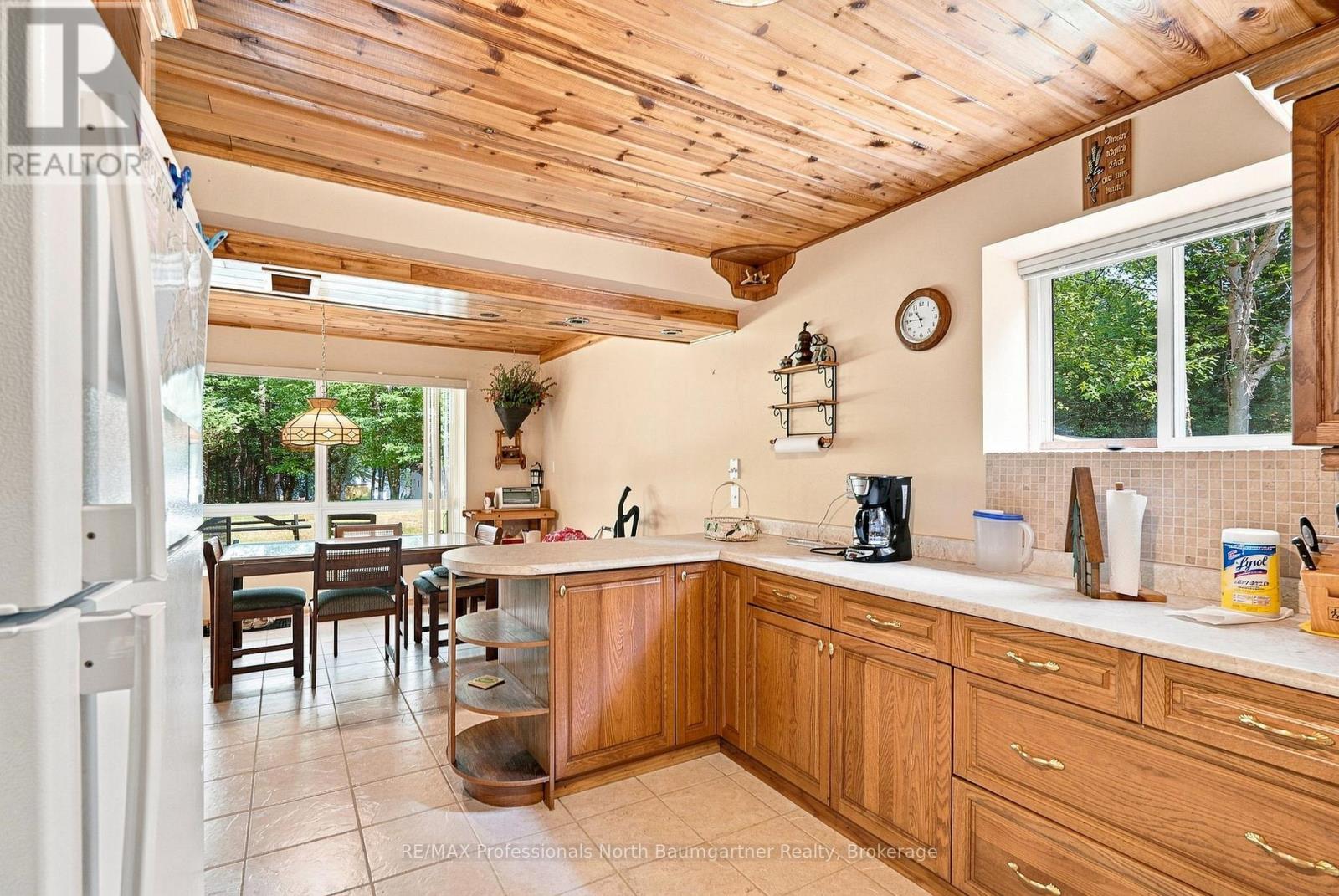 1125 PROVIDENCE DRIVE - 12