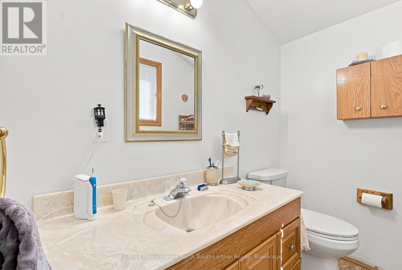1125 PROVIDENCE DRIVE - 20