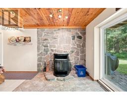 Kitchen - 1125 Providence Drive, Algonquin Highlands, ON K0M1S0 Photo 7