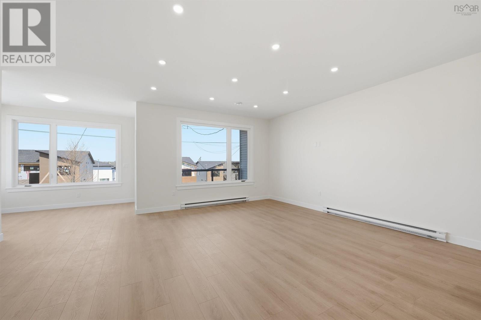 9 Swivel Court - 13