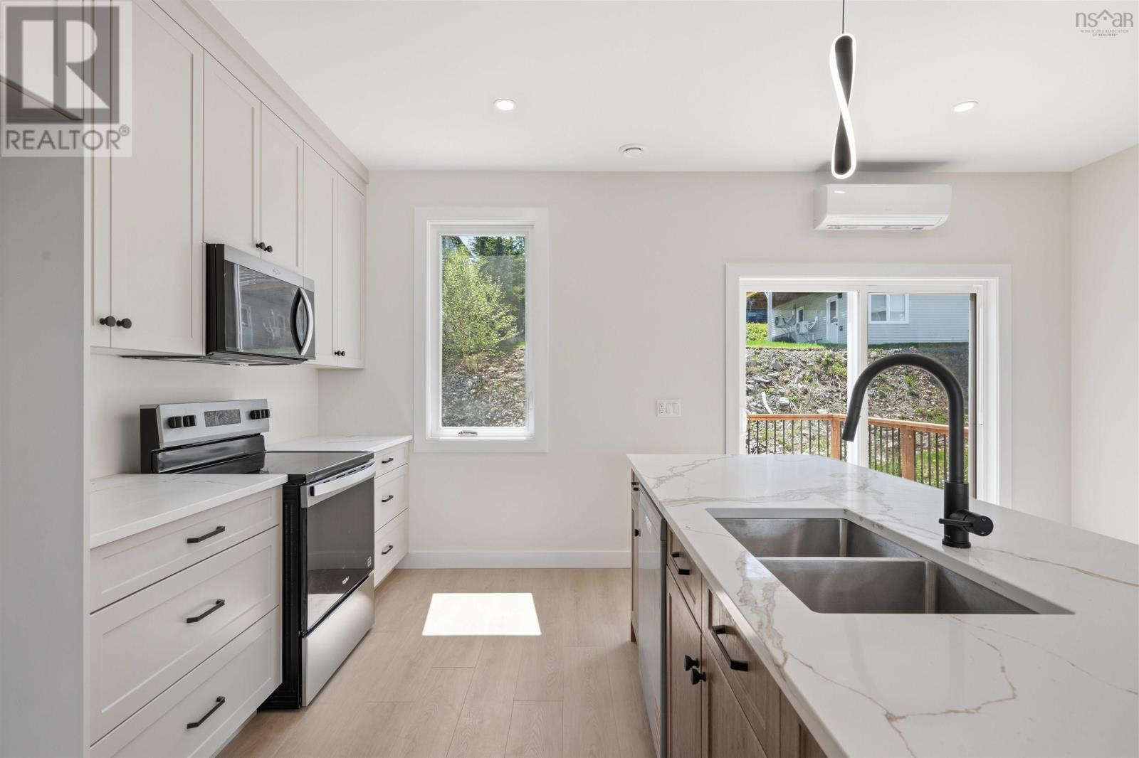 9 Swivel Court - 18