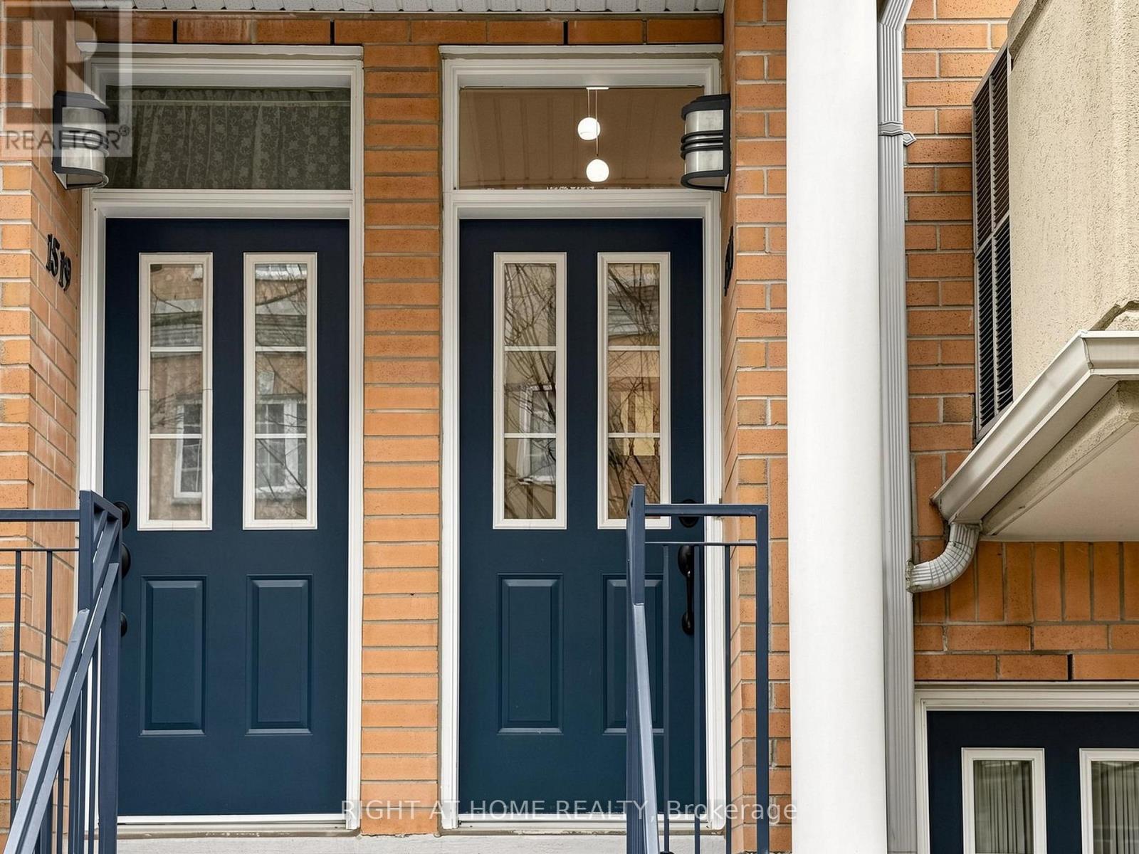 #1520 28 SOMMERSET WAY - 5