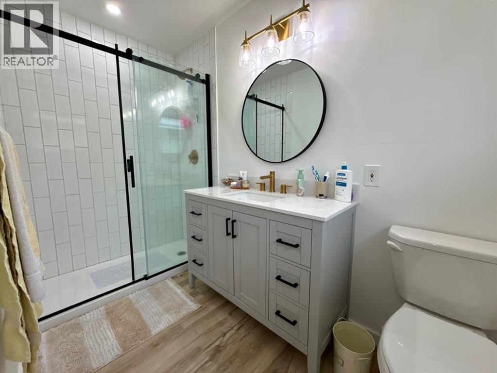 2015 24 Street S - 14