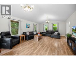 Kitchen - 3115 Rinvold Rd, Hilliers, BC V9K1X3 Photo 12