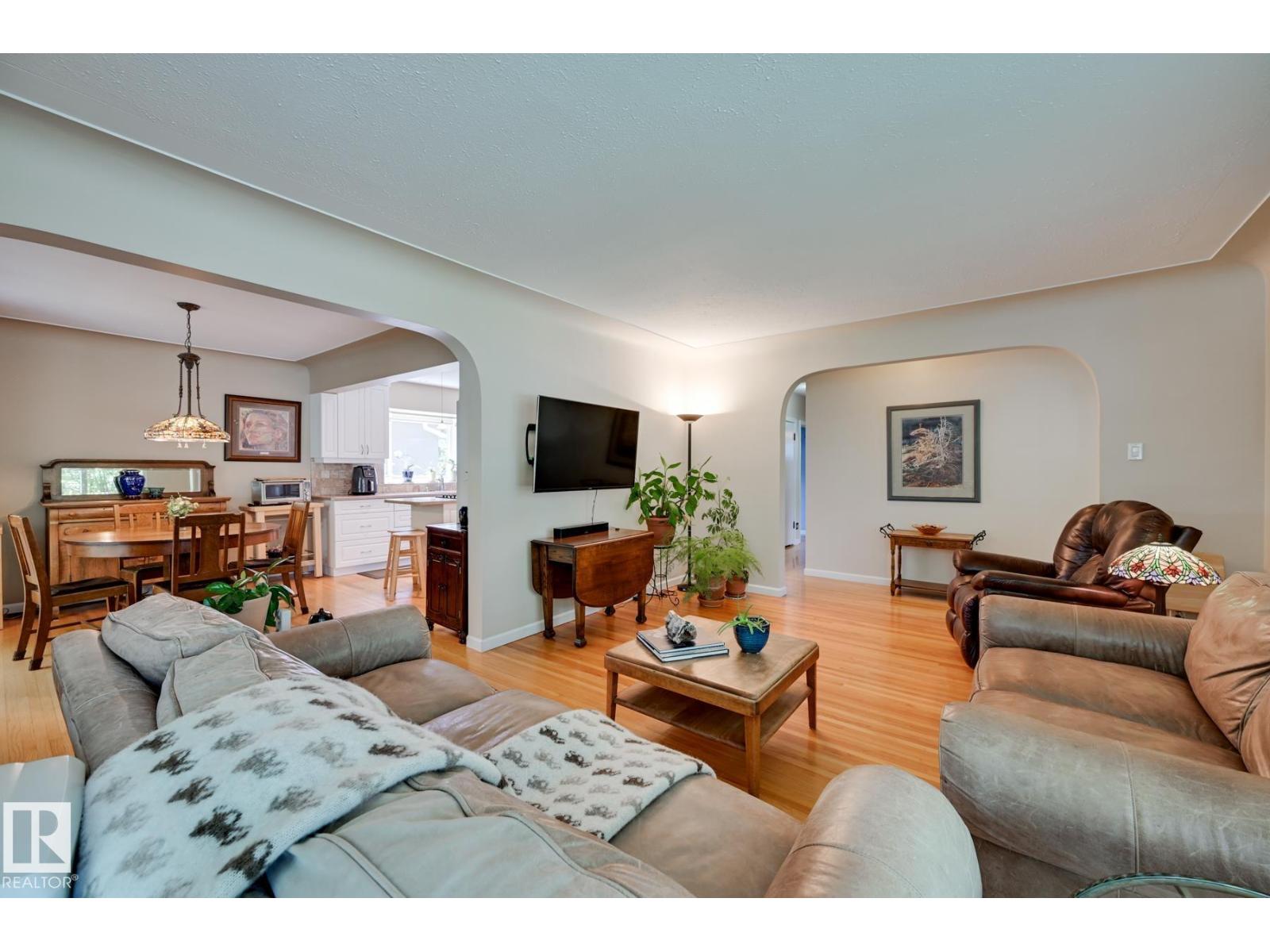 13503 106A AV NW - 17