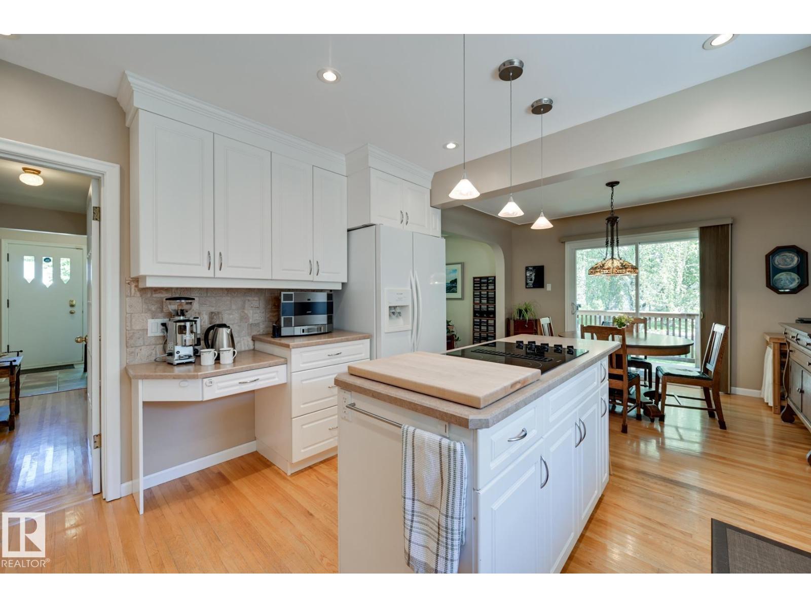 13503 106A AV NW - 22