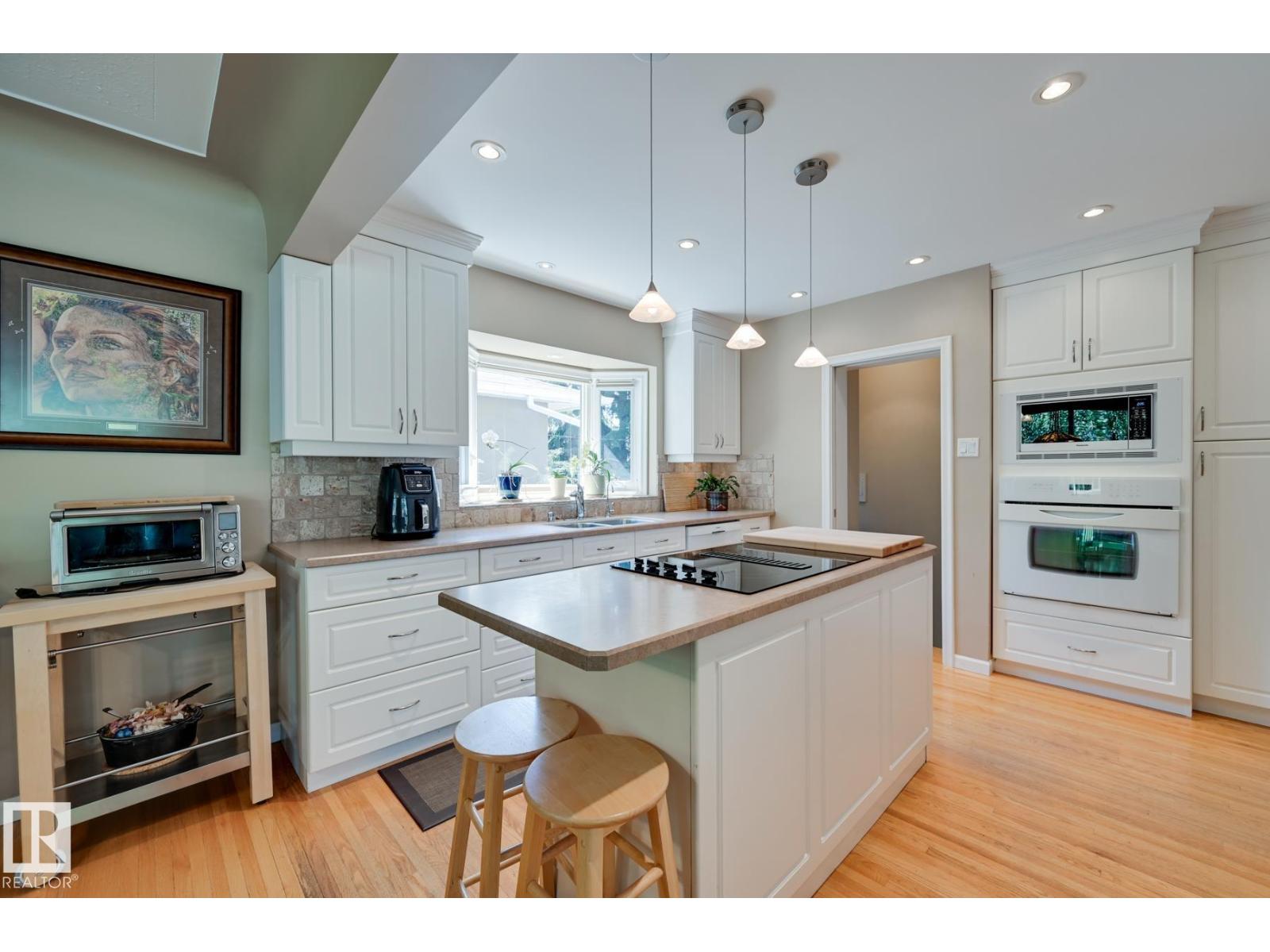 13503 106A AV NW - 23