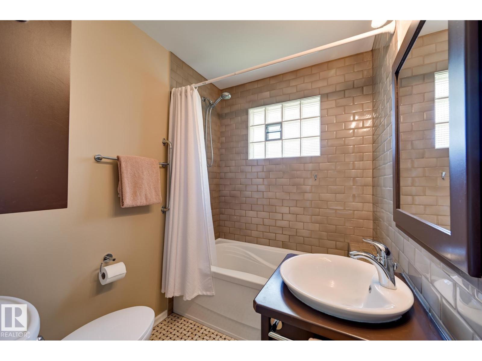 13503 106A AV NW - 31