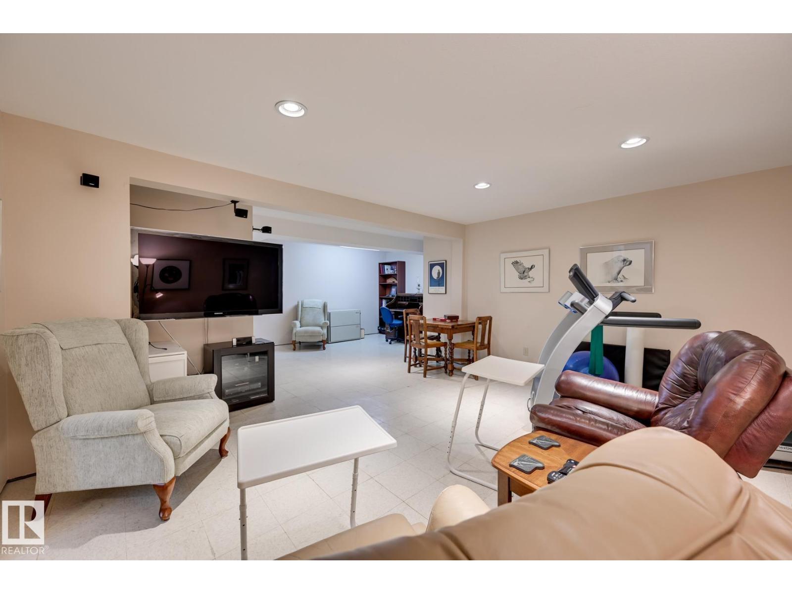 13503 106A AV NW - 39