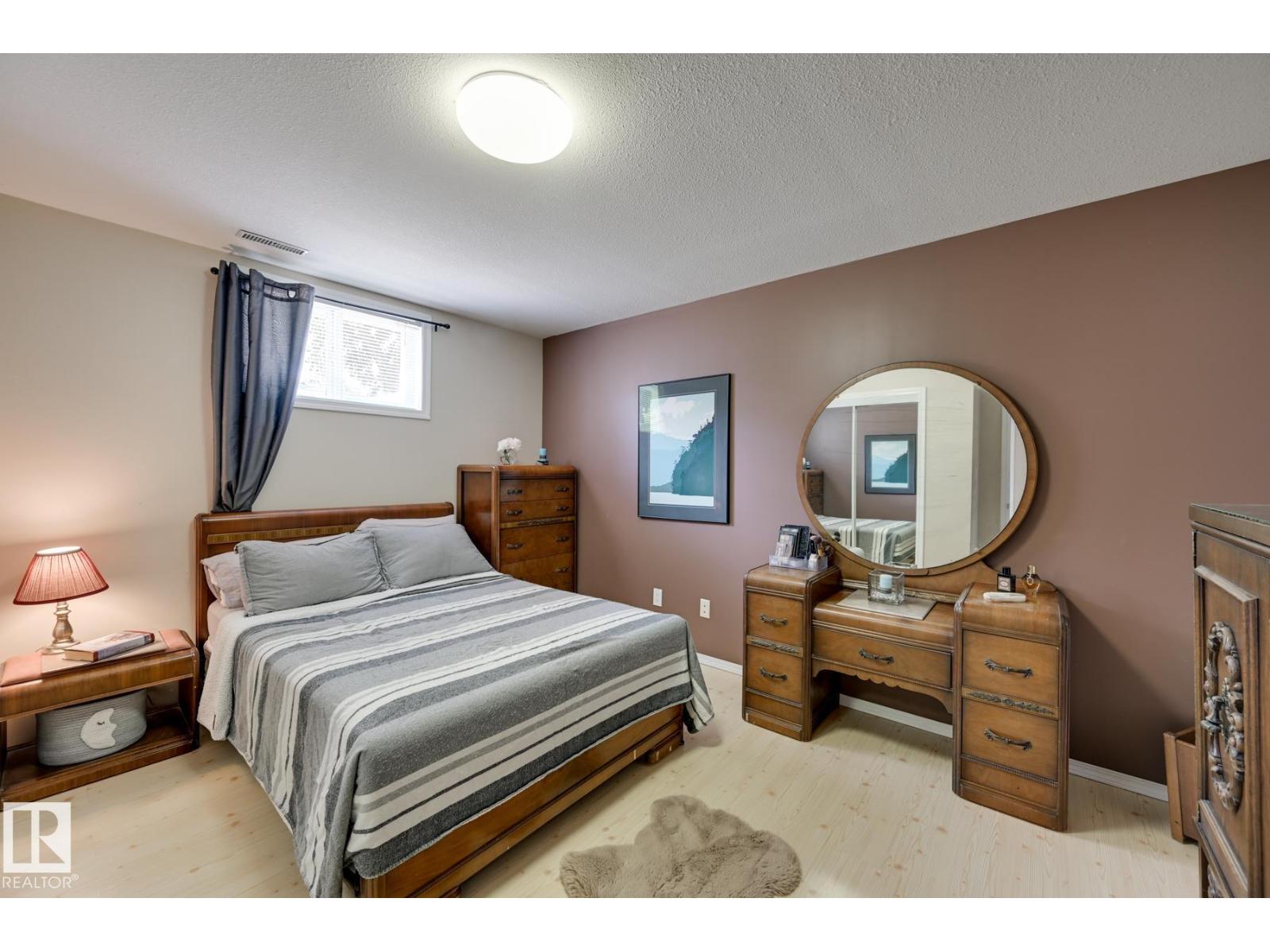 13503 106A AV NW - 41
