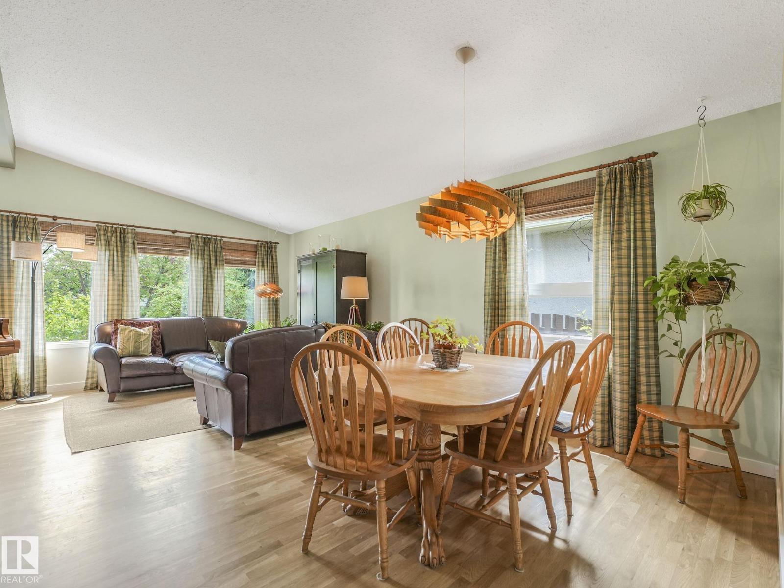 32 Malvern DR - 13