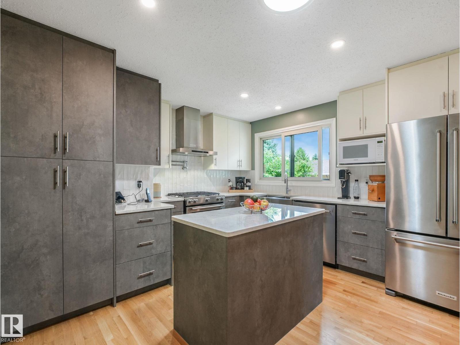 32 Malvern DR - 19