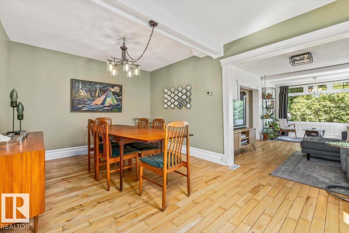 11328 65 ST NW - 11